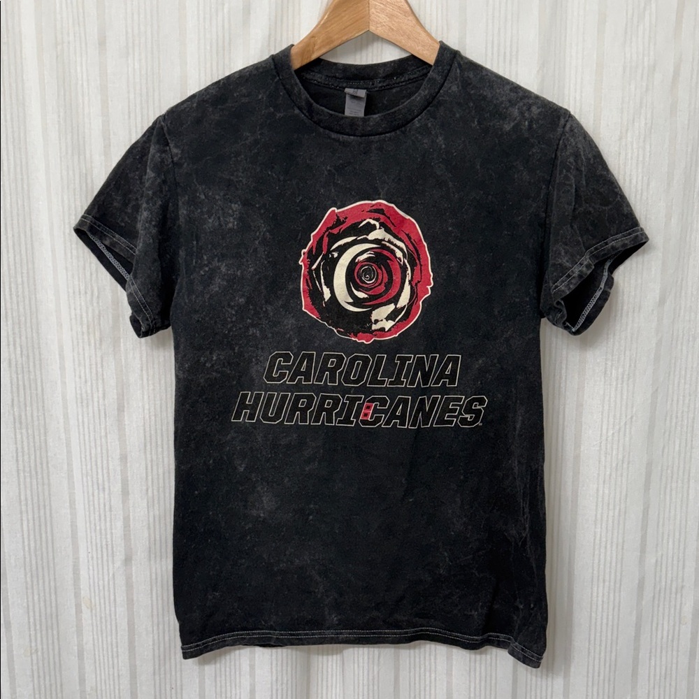 NHL Carolina Hurricanes Rinky Rose Black Excellence Tee